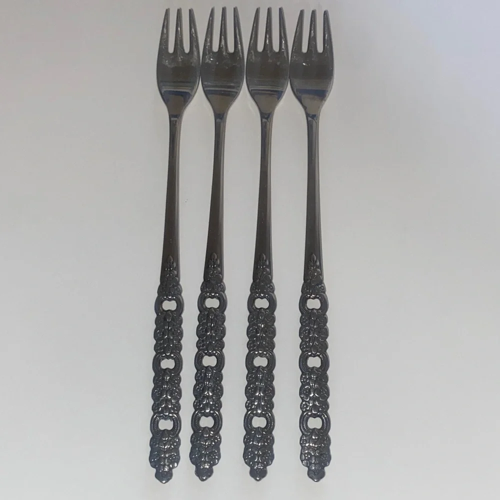 Vintage Oneida Stainless Cocktail/ Shrimp Set Of 4 Forks